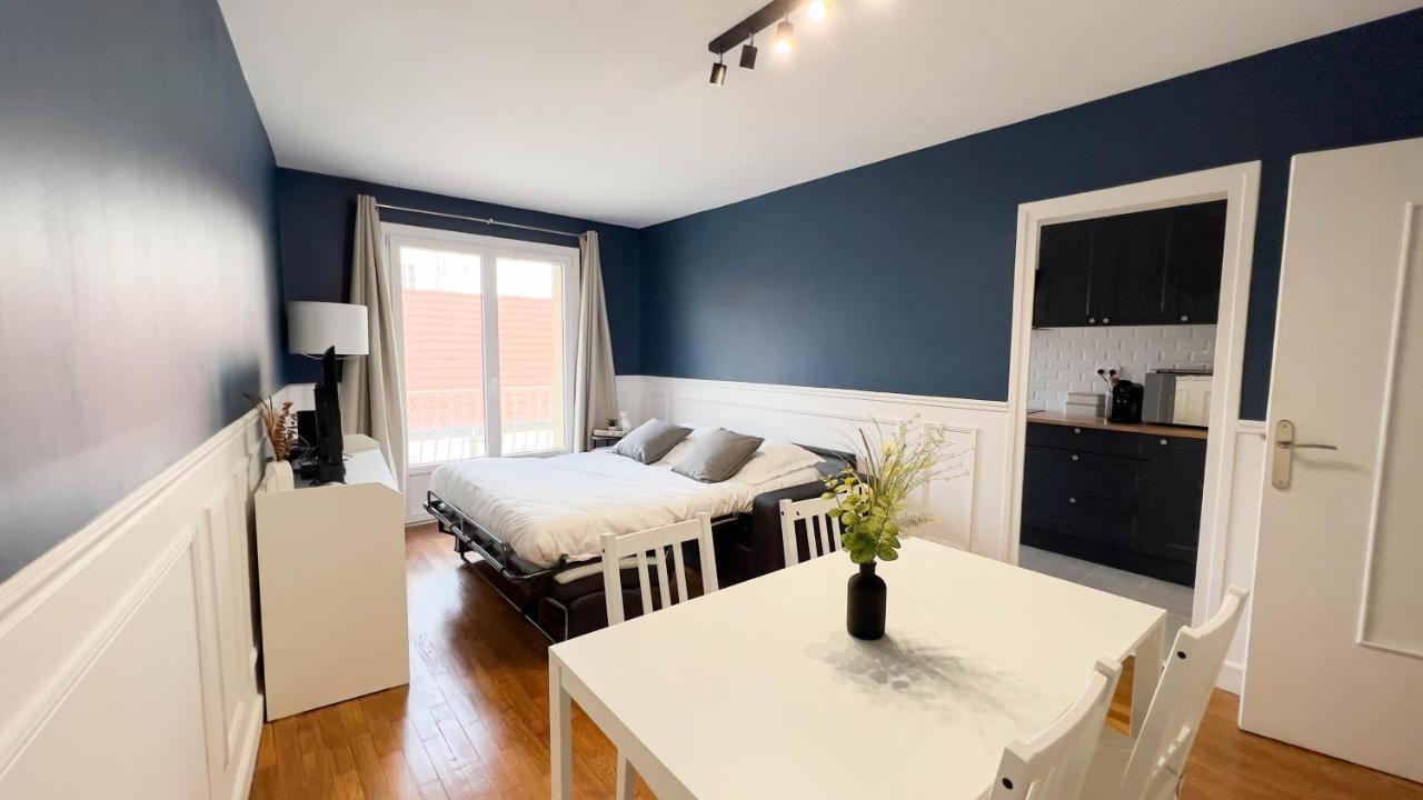 Appartement 4 Etoiles En Centre Ville De Vichy - Le Basile Luaran gambar