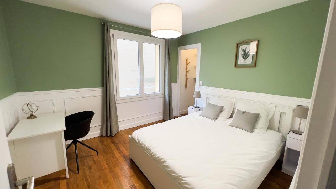 Appartement 4 Etoiles En Centre Ville De Vichy - Le Basile Luaran gambar