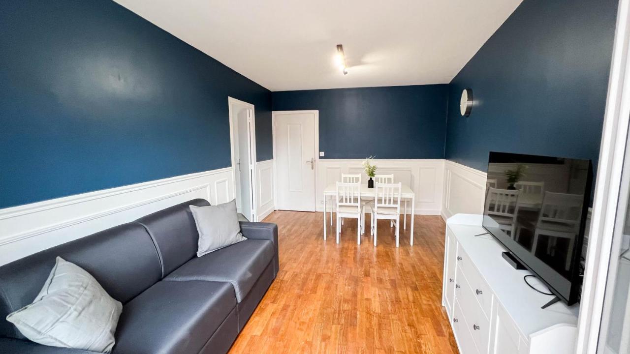Appartement 4 Etoiles En Centre Ville De Vichy - Le Basile Luaran gambar