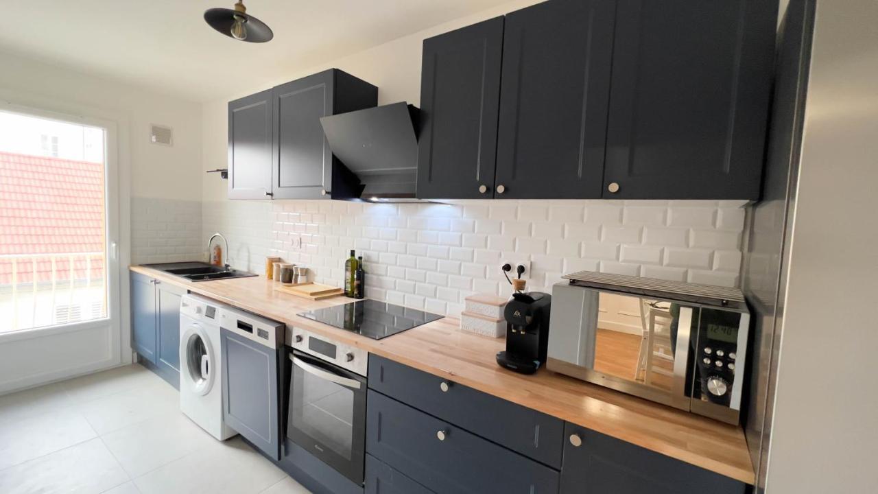 Appartement 4 Etoiles En Centre Ville De Vichy - Le Basile Luaran gambar